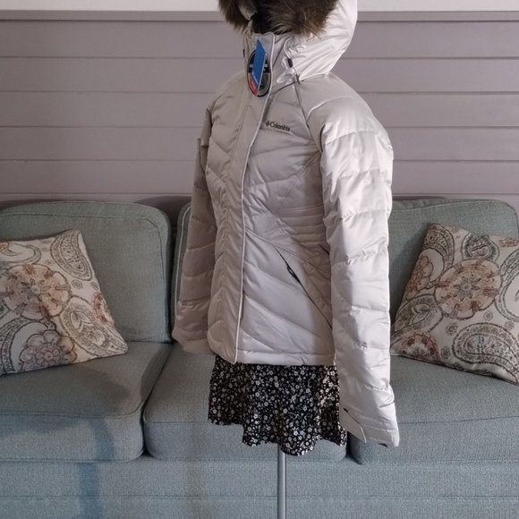 NWT Columbia Women's Lay D Down III Jacket, Size XS - Picture 9 of 10